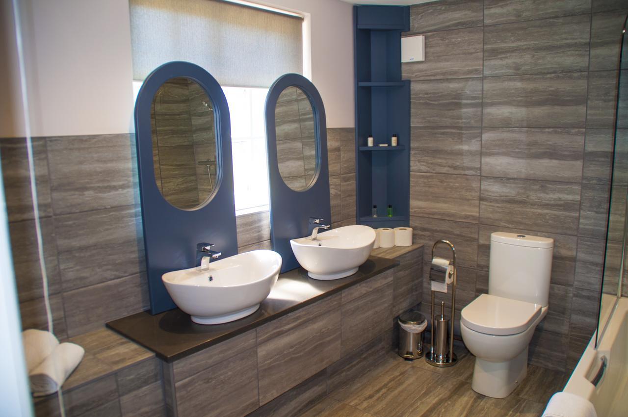 The Stable Suite At York Racecourse Kültér fotó